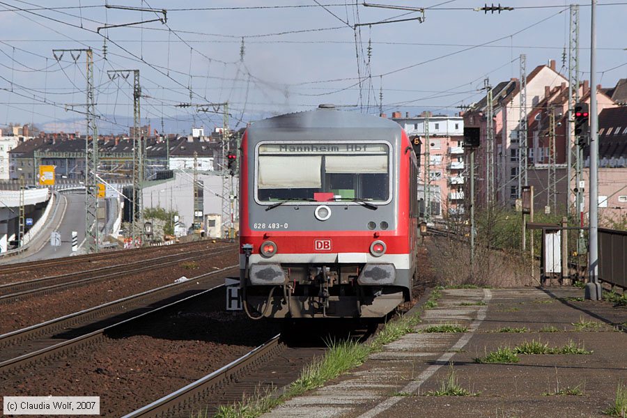 Deutsche Bahn - 628483-0
/ Bild: db6284830_cw0704060021.jpg