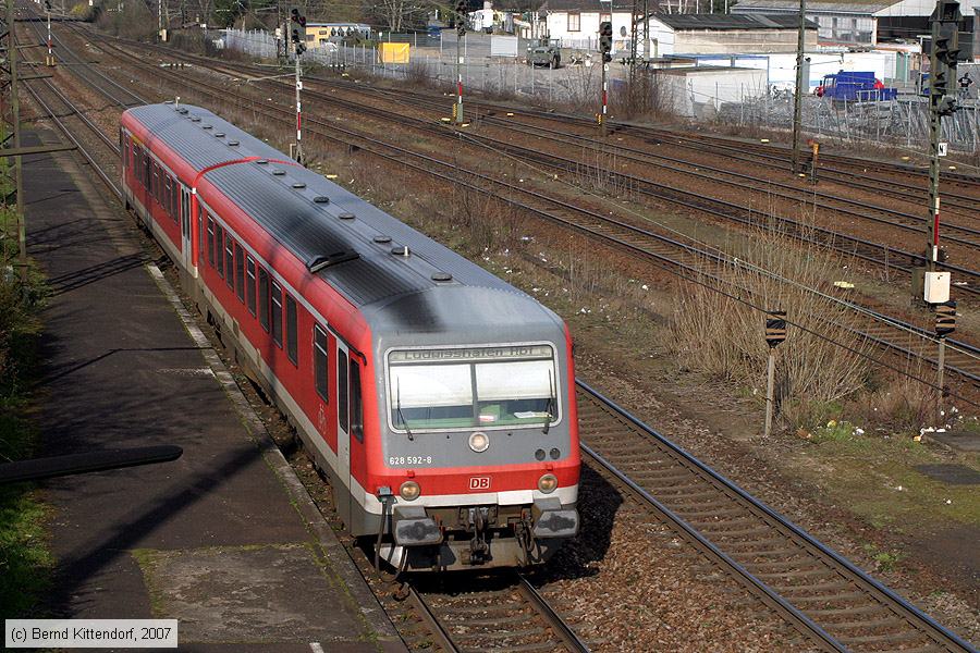 Deutsche Bahn - 628592-8
/ Bild: db6285928_bk0703150105.jpg