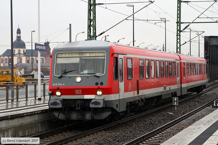 Deutsche Bahn - 628594-4
/ Bild: db6285944_bk0712010005.jpg Deutsche Bahn - 628594-4
/ Bild: db6285944_bk0712010005.jpg