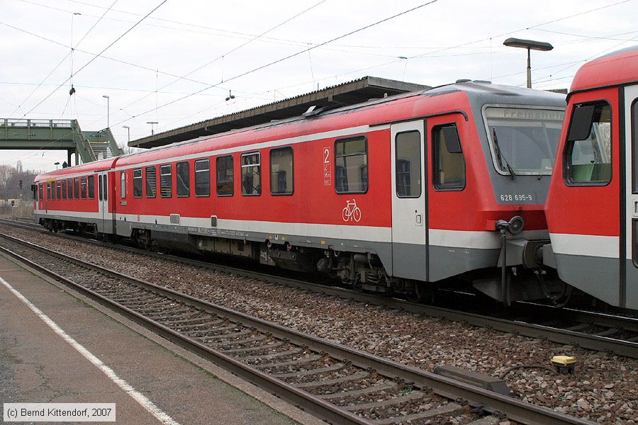 Deutsche Bahn - 628695-9
/ Bild: db6286959_bk0701260037.jpg Deutsche Bahn - 628695-9
/ Bild: db6286959_bk0701260037.jpg