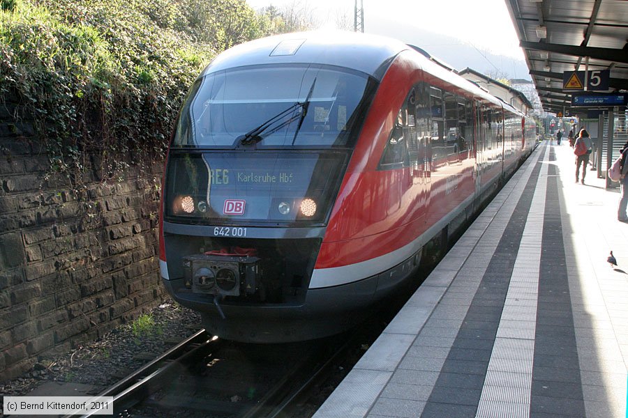 Deutsche Bahn - 642 001
/ Bild: db642001_bk1104040037.jpg Deutsche Bahn - 642 001
/ Bild: db642001_bk1104040037.jpg