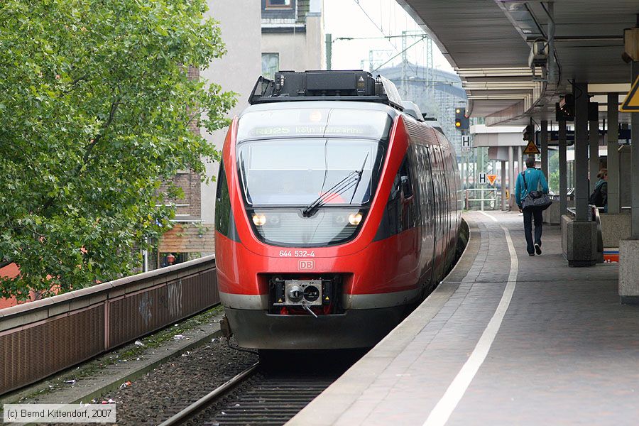Deutsche Bahn - 644532-4
/ Bild: db6445324_bk0710030179.jpg
