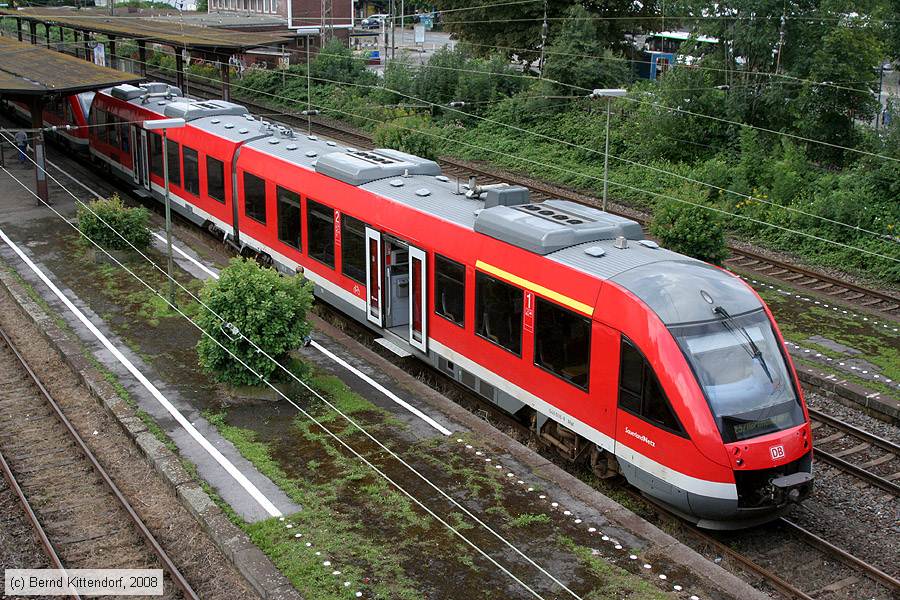 Deutsche Bahn - 648608-8
/ Bild: db6486088_bk0808120028.jpg Deutsche Bahn - 648608-8
/ Bild: db6486088_bk0808120028.jpg