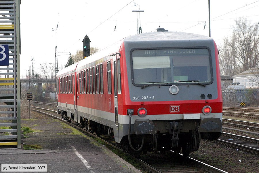 Deutsche Bahn - 928203-9
/ Bild: db9282039_bk0703210049.jpg
