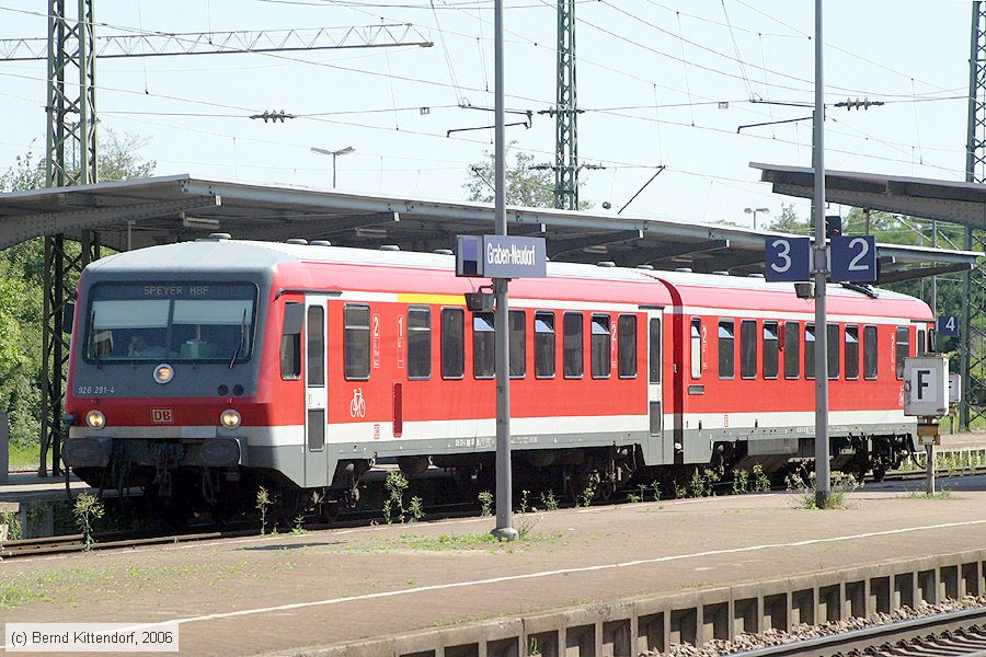 Deutsche Bahn - 928291-4
/ Bild: db9282914_bk0606110109.jpg