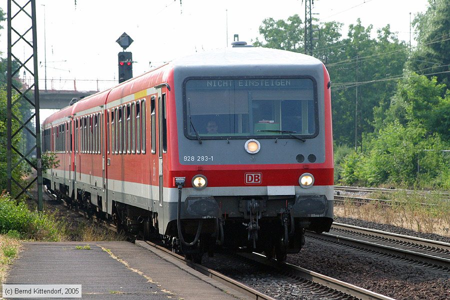 Deutsche Bahn - 928283-1
/ Bild: db9282831_e0021928.jpg Deutsche Bahn - 928283-1
/ Bild: db9282831_e0021928.jpg