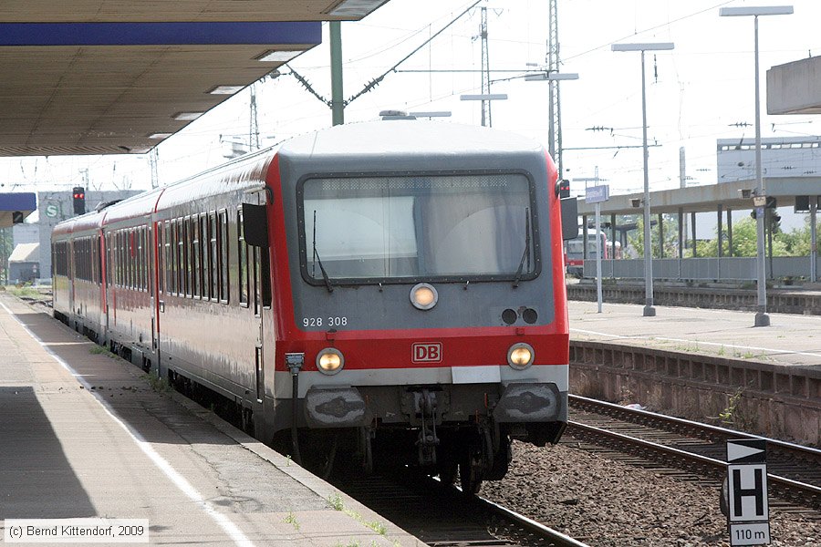 Deutsche Bahn - 928 308
/ Bild: db928308_bk0906040026.jpg