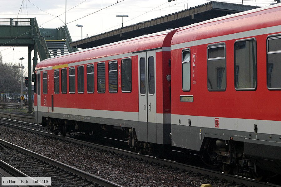 Deutsche Bahn - 928454-8
/ Bild: db9284548_bk0604010075.jpg Deutsche Bahn - 928454-8
/ Bild: db9284548_bk0604010075.jpg