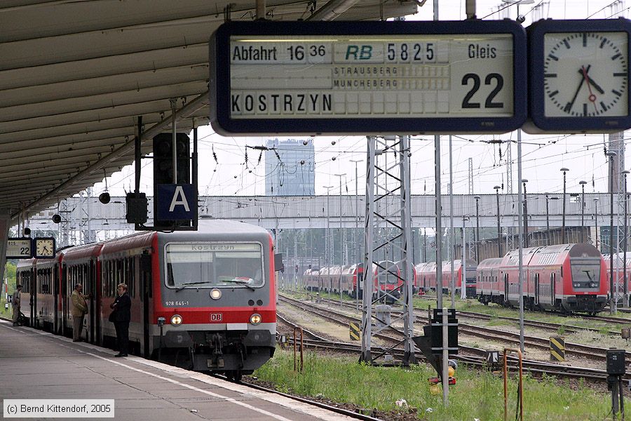Deutsche Bahn - 928645-1
/ Bild: db9286451_e0020018.jpg