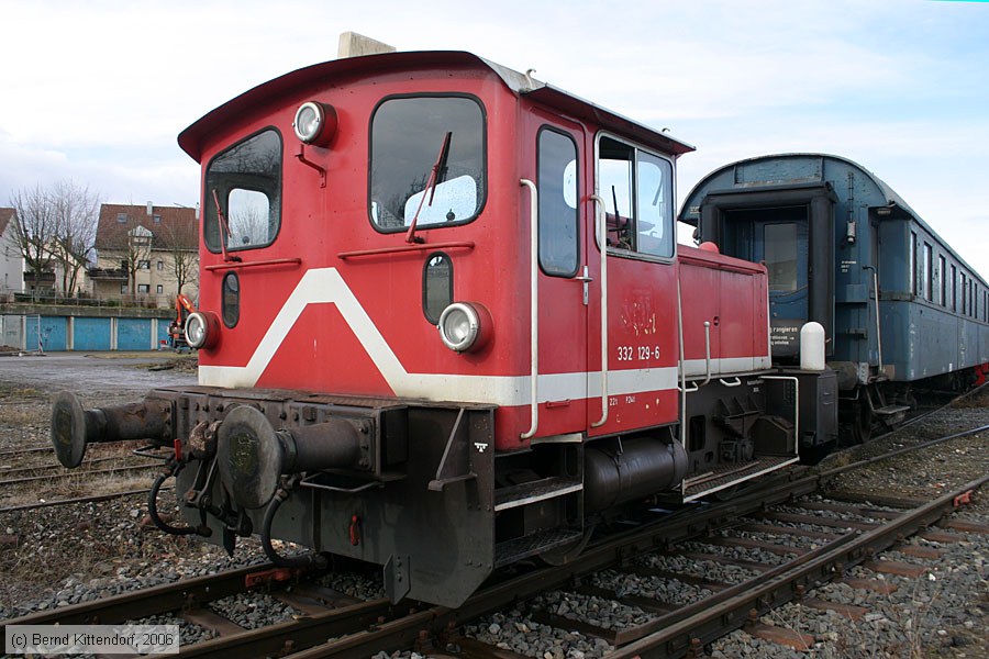 Diesel-Lok - 332129-6
/ Bild: db3321296_e0026374.jpg