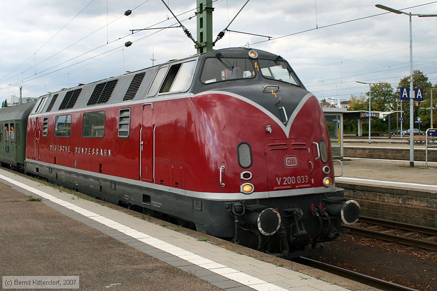 Historische Diesel-Lok - V 200 033
/ Bild: dbv200033_bk0709290074.jpg