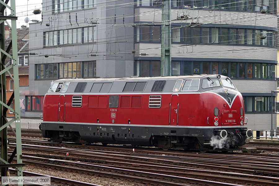 Historische Diesel-Lok - V 200 116
/ Bild: dbv200116_bk0710030184.jpg