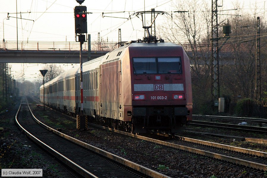 Deutsche Bahn - 101003-2
/ Bild: db1010032_cw0703260028.jpg