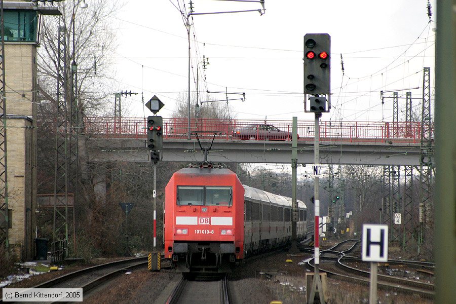 Deutsche Bahn - 101019-8
/ Bild: db1010198_e0014236.jpg