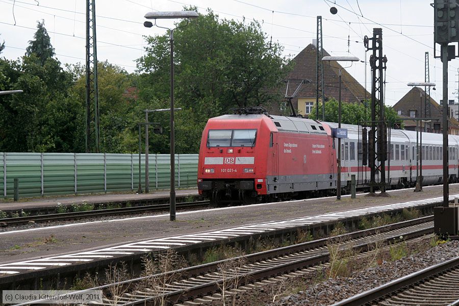 Deutsche Bahn - 101021-4
/ Bild: db1010214_cw1107060043.jpg