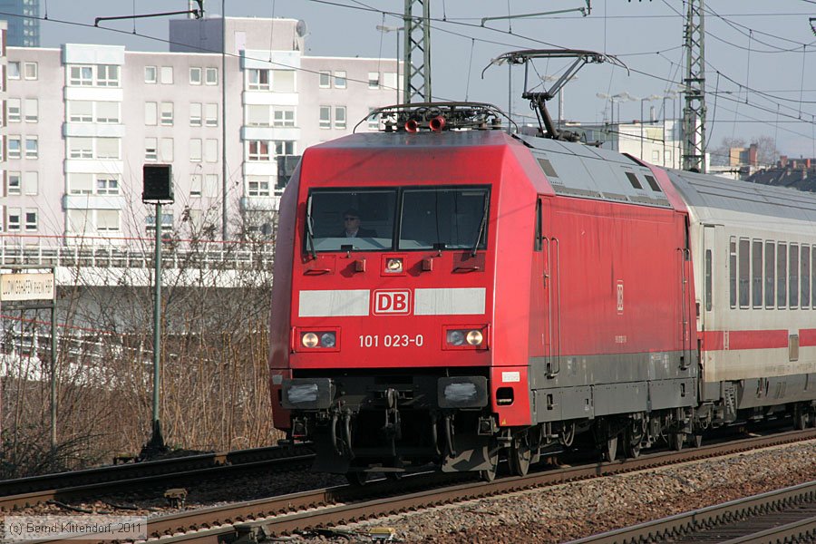 Deutsche Bahn - 101023-0
/ Bild: db1010230_bk1103030065.jpg