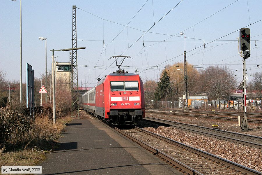 Deutsche Bahn - 101027-1
/ Bild: db1010271_cw0603230021.jpg Deutsche Bahn - 101027-1
/ Bild: db1010271_cw0603230021.jpg