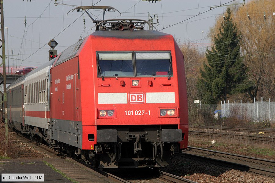 Deutsche Bahn - 101027-1
/ Bild: db1010271_cw0703150066.jpg Deutsche Bahn - 101027-1
/ Bild: db1010271_cw0703150066.jpg