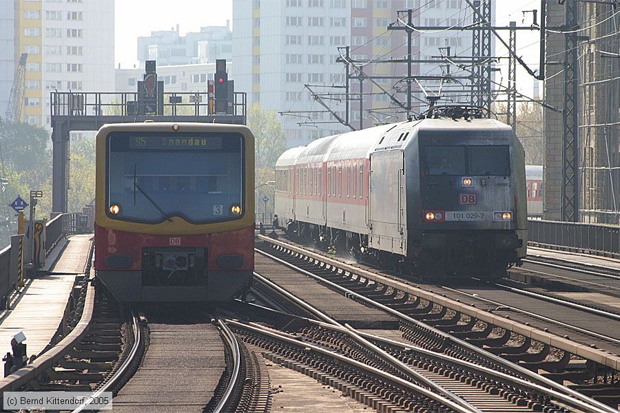 Deutsche Bahn - 101029-7
/ Bild: db1010297_e0016754.jpg