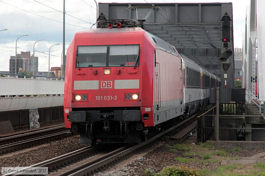 Deutsche Bahn - 101031-3
/ Bild: db1010313_bk1706300080.jpg Deutsche Bahn - 101031-3
/ Bild: db1010313_bk1706300080.jpg