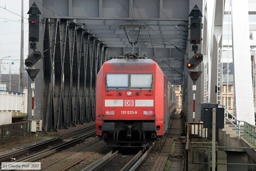Deutsche Bahn - 101033-9
/ Bild: db1010339_cw0703090035.jpg Deutsche Bahn - 101033-9
/ Bild: db1010339_cw0703090035.jpg