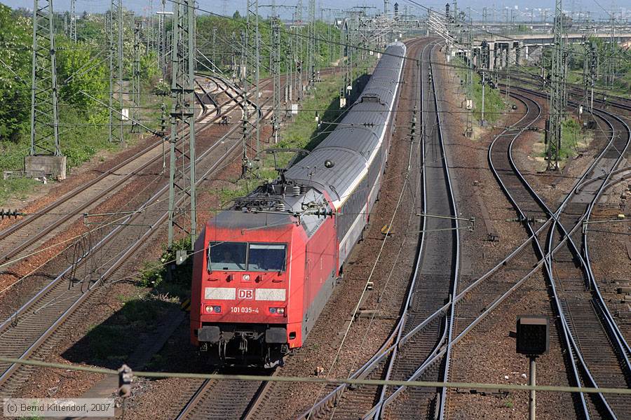 Deutsche Bahn - 101035-4
/ Bild: db1010354_bk0704300168.jpg