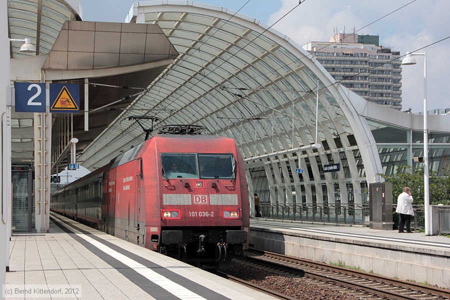 Deutsche Bahn - 101036-2
/ Bild: db1010362_bk1206140001.jpg Deutsche Bahn - 101036-2
/ Bild: db1010362_bk1206140001.jpg