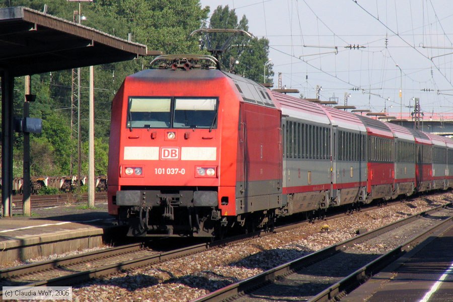 Deutsche Bahn - 101037-0
/ Bild: db1010370_cw015484.jpg
