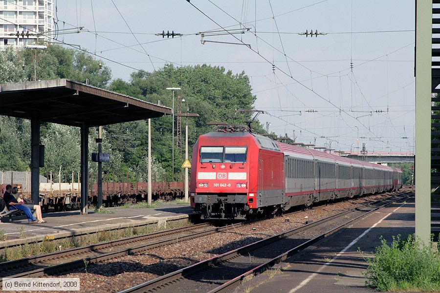 Deutsche Bahn - 101042-0
/ Bild: db1010420_bk0806100029.jpg