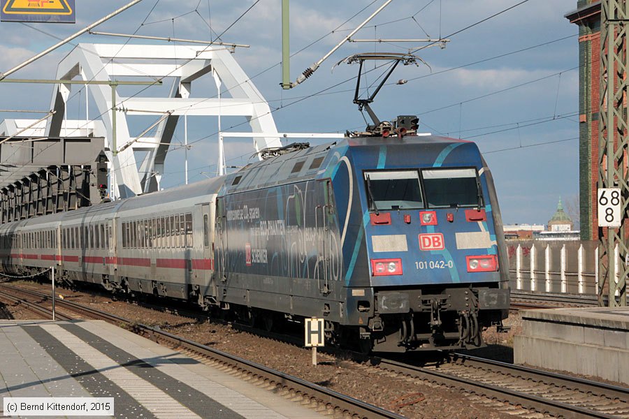 Deutsche Bahn - 101042-0
/ Bild: db1010420_bk1504050021.jpg