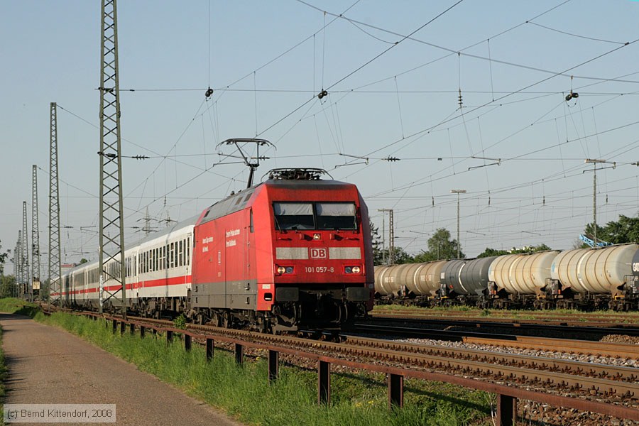 Deutsche Bahn - 101057-8
/ Bild: db1010578_bk0805080022.jpg