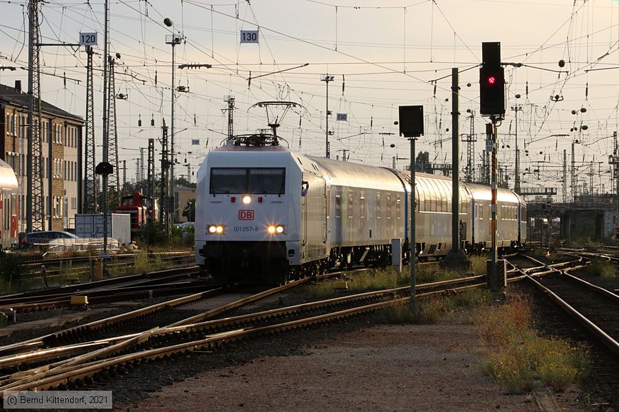 Deutsche Bahn - 101057-8
/ Bild: db1010578_bk2109280185.jpg