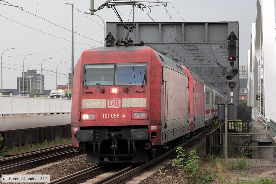 Deutsche Bahn - 101059-4
/ Bild: db1010594_bk1207200161.jpg Deutsche Bahn - 101059-4
/ Bild: db1010594_bk1207200161.jpg