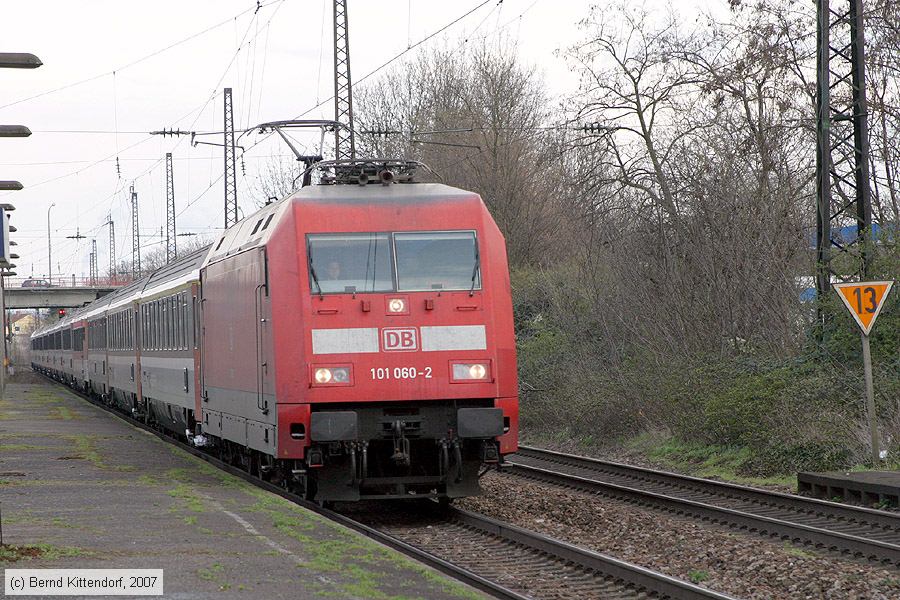 Deutsche Bahn - 101060-2
/ Bild: db1010602_bk0703210051.jpg