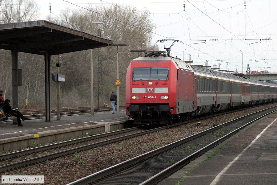 Deutsche Bahn - 101060-2
/ Bild: db1010602_cw0703210045.jpg Deutsche Bahn - 101060-2
/ Bild: db1010602_cw0703210045.jpg