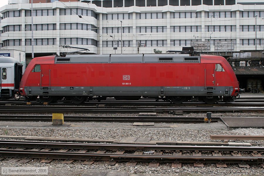 Deutsche Bahn - 101061-0
/ Bild: db1010610_bk0803300275.jpg