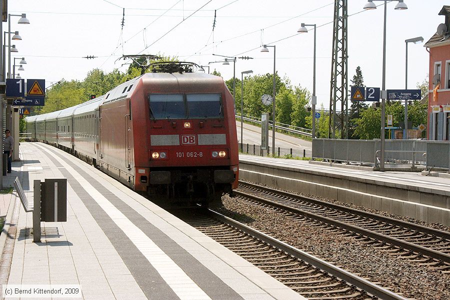 Deutsche Bahn - 101062-8
/ Bild: db1010628_bk0904250080.jpg