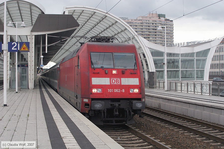 Deutsche Bahn - 101062-8
/ Bild: db1010628_cw0709110012.jpg