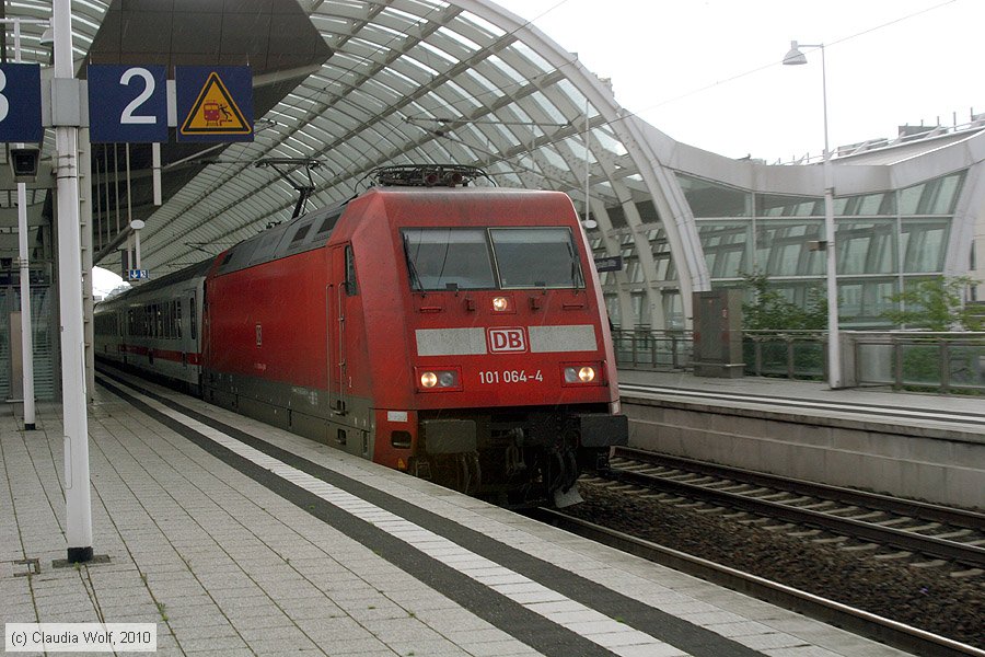 Deutsche Bahn - 101064-4
/ Bild: db1010644_cw1005180003.jpg