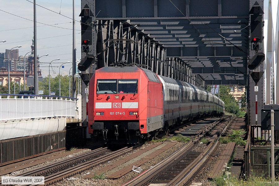 Deutsche Bahn - 101074-3
/ Bild: db1010743_cw0708230008.jpg Deutsche Bahn - 101074-3
/ Bild: db1010743_cw0708230008.jpg