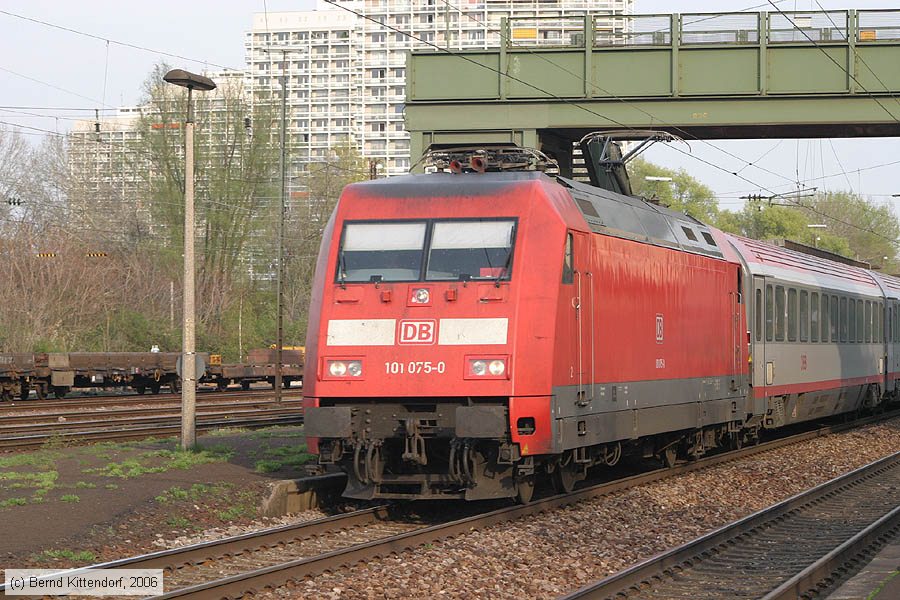 Deutsche Bahn - 101075-0
/ Bild: db1010750_bk0604210080.jpg