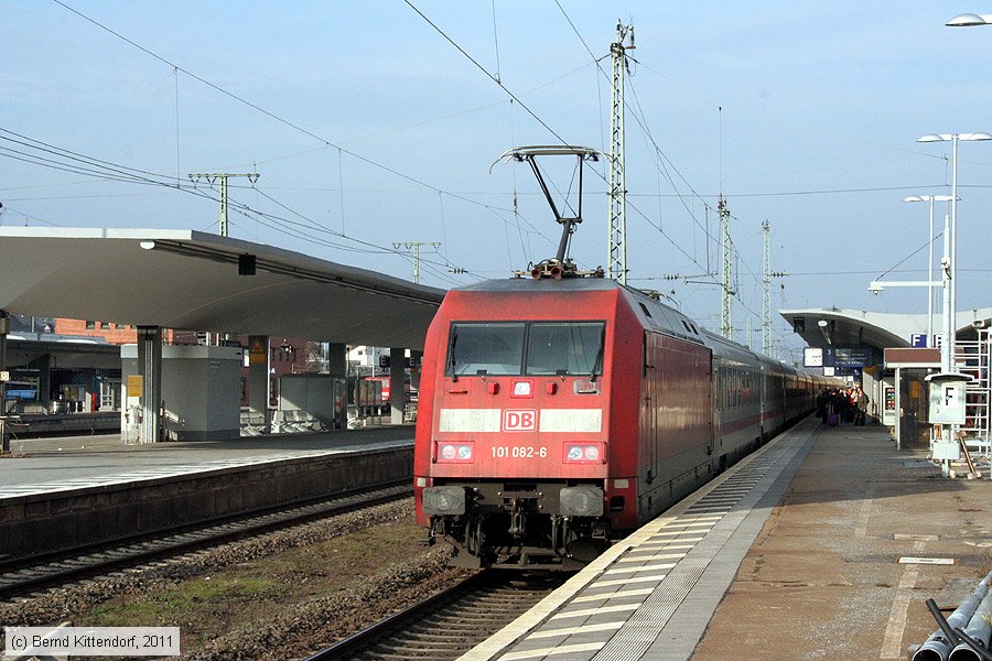 Deutsche Bahn - 101082-6
/ Bild: db1010826_bk1102100178.jpg