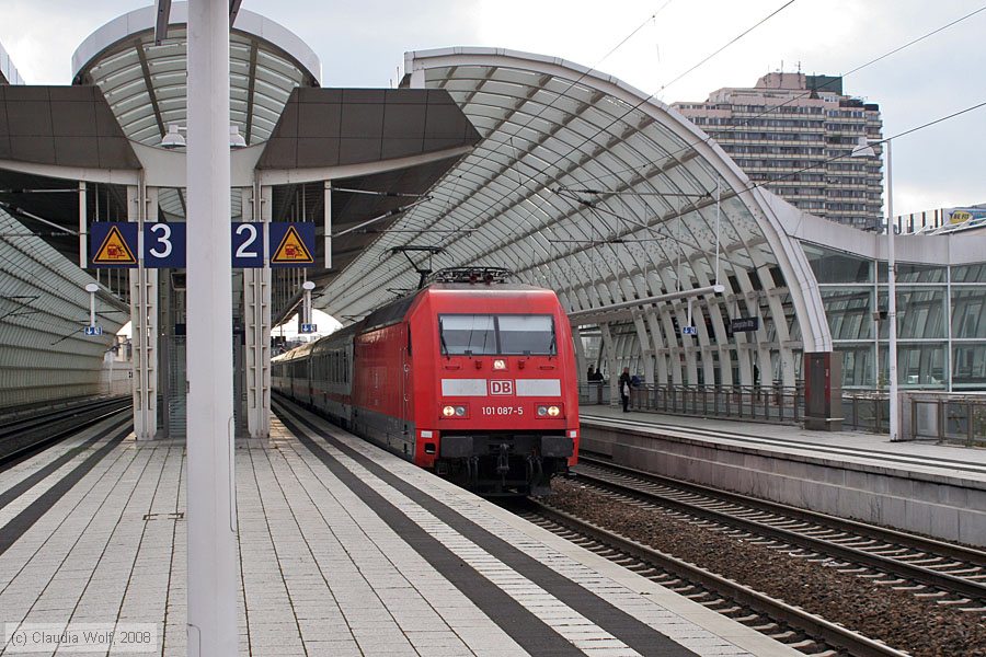 Deutsche Bahn - 101087-5
/ Bild: db1010875_cw0804070002.jpg