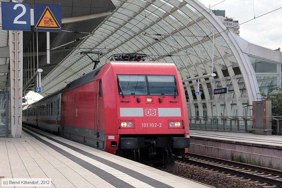 Deutsche Bahn - 101102-2
/ Bild: db1011022_bk1207160028.jpg