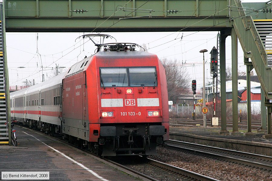 Deutsche Bahn - 101103-0
/ Bild: db1011030_bk0801020005.jpg