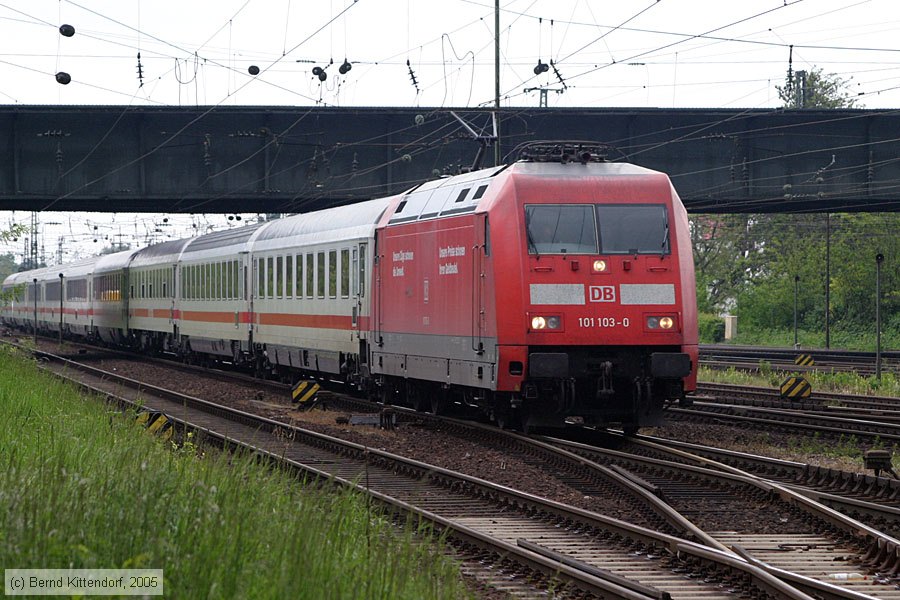 Deutsche Bahn - 101103-0
/ Bild: db1011030_e0018647.jpg