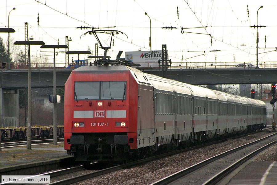 Deutsche Bahn - 101107-1
/ Bild: db1011071_bk0603270001.jpg