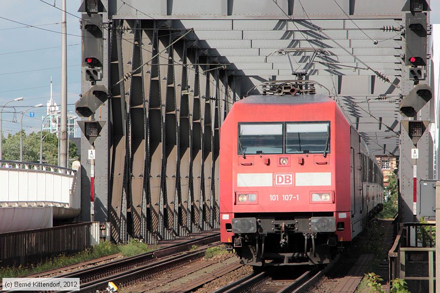 Deutsche Bahn - 101107-1
/ Bild: db1011071_bk1207160006.jpg