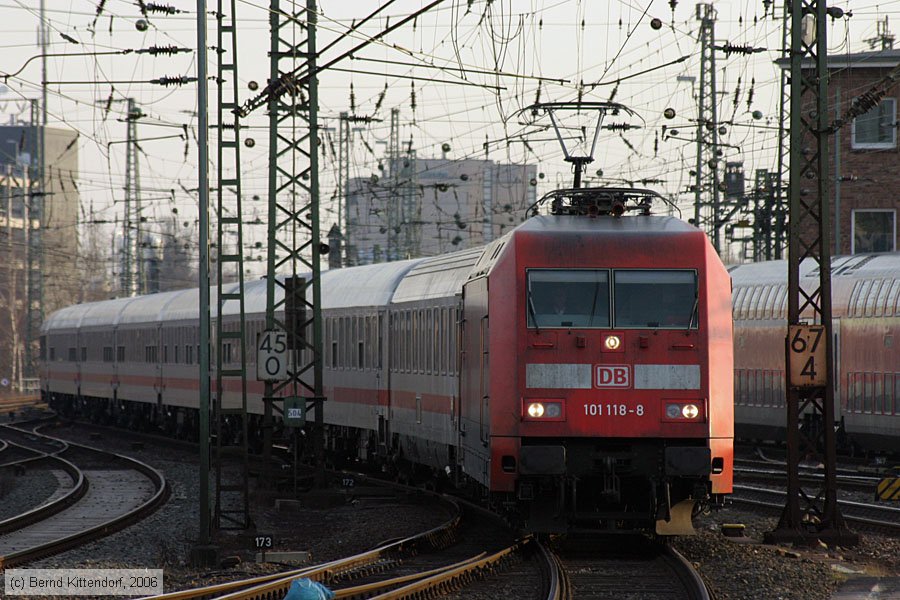 Deutsche Bahn - 101118-8
/ Bild: db1011188_bk0603140295.jpg