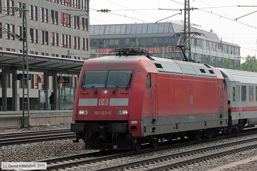 Deutsche Bahn - 101122-0
/ Bild: db1011220_bk1505130062.jpg